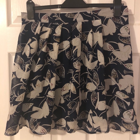 Old Navy Bird Skirt - Picture 1 of 2